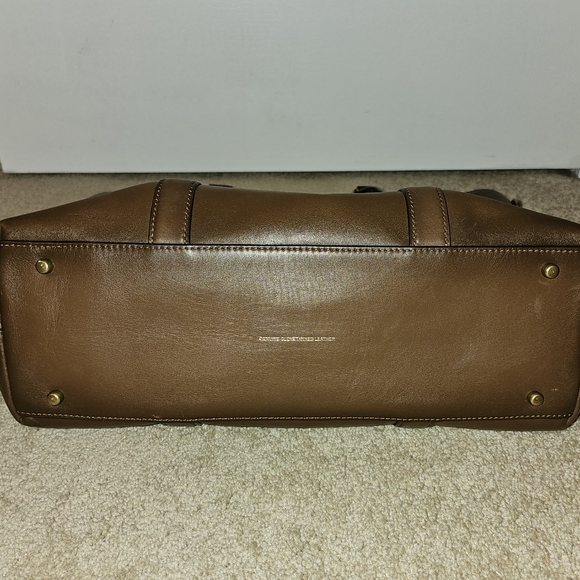 Coach Tote - Picture 8 of 9